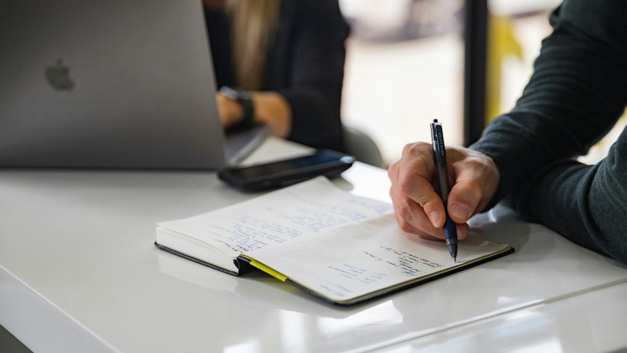 Is Now the Right Time to Sell? Key Indicators for Business Owners Considering an Exit